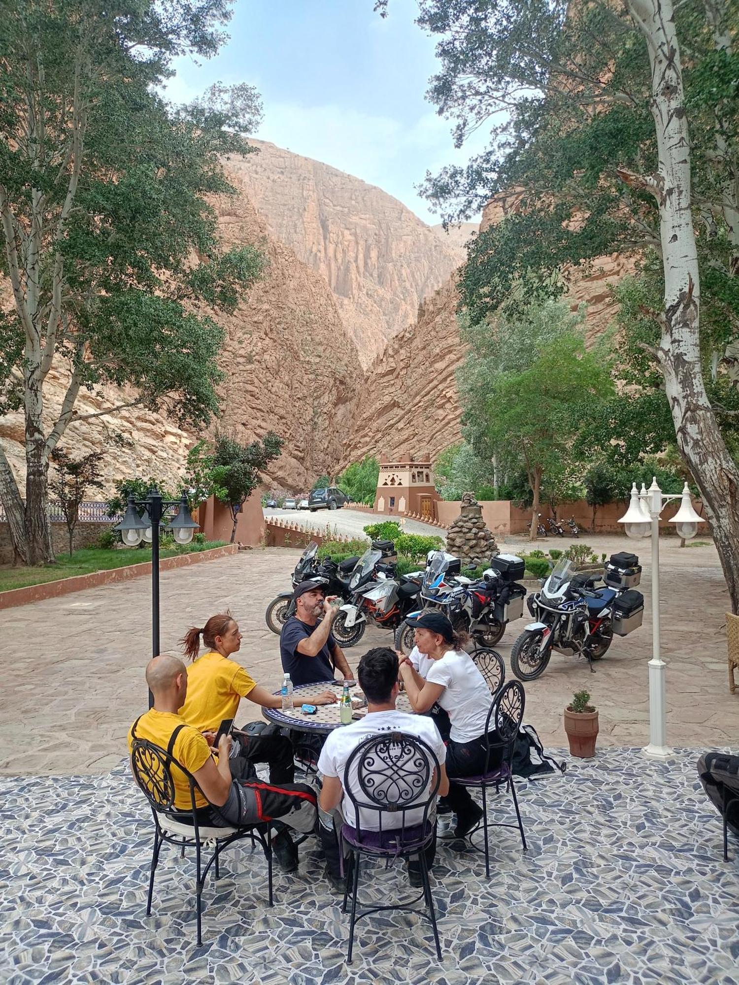 Berbere De La Montagne Hotel Imdiazene Eksteriør bilde