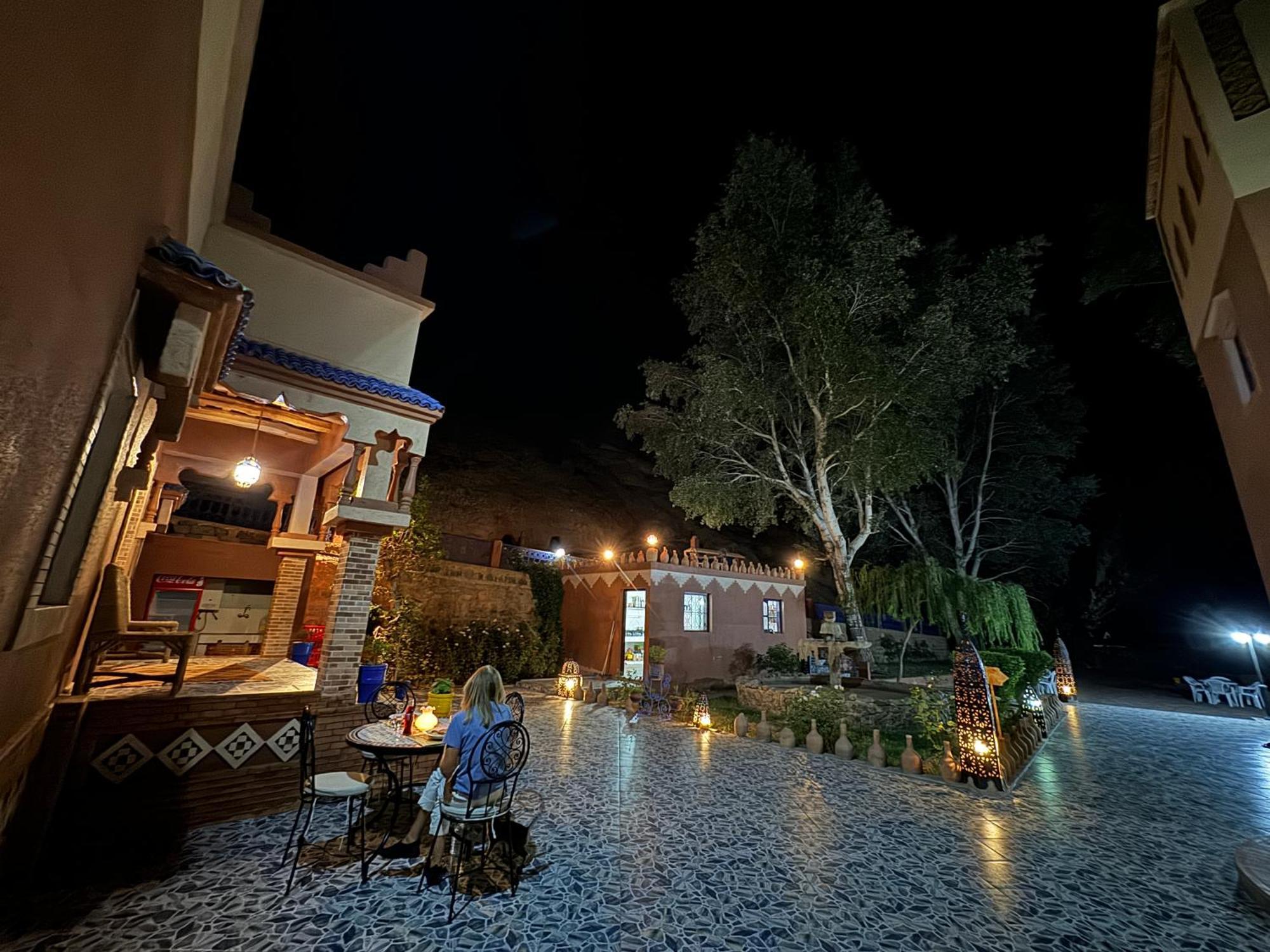 Berbere De La Montagne Hotel Imdiazene Eksteriør bilde